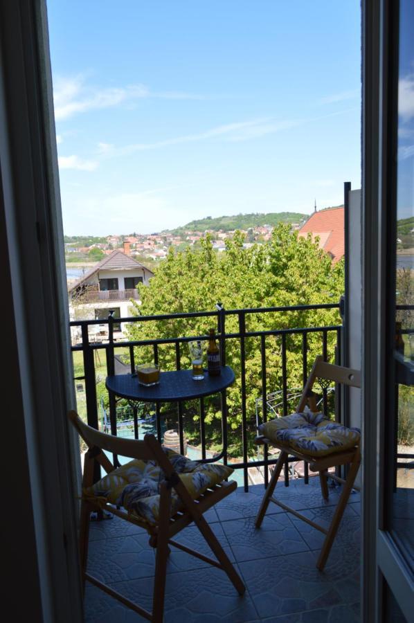 Rebeka Panzio Bed & Breakfast Tihany Exterior photo