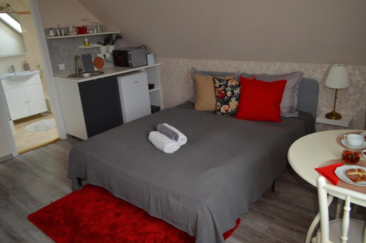 Rebeka Panzio Bed & Breakfast Tihany Exterior photo